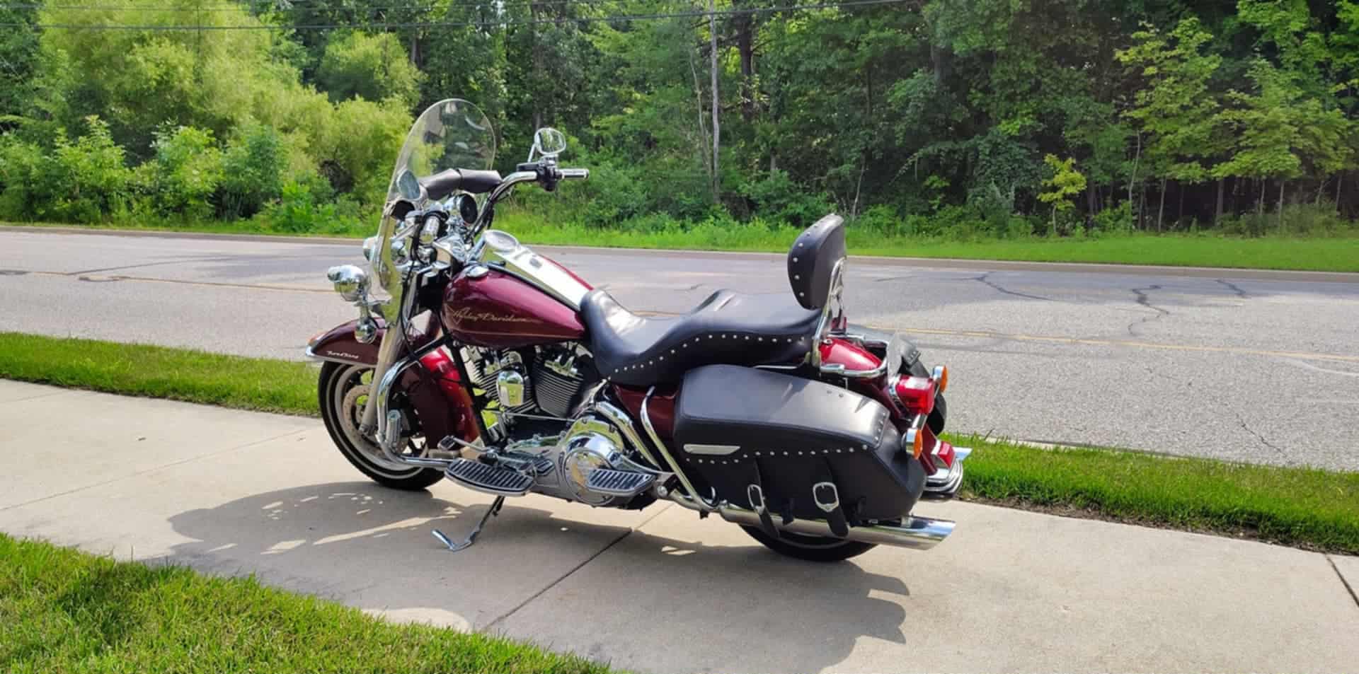 2008 Harley Davidson Road King - Red - Image 4