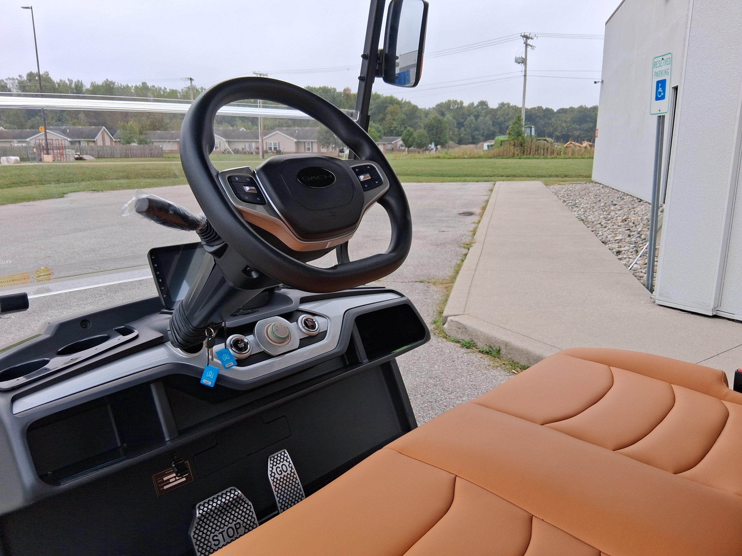 2025 Dach Apollo - Grey - Image 2